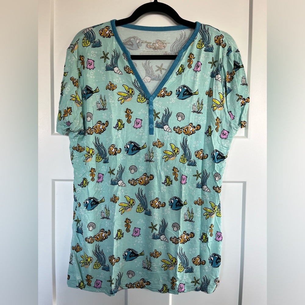 Little Sleepies women’s pajama shirt - Finding Nemo